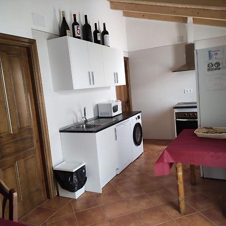 Apartamentos Turisticos Los Abuelos Montemayor de Pililla Extérieur photo